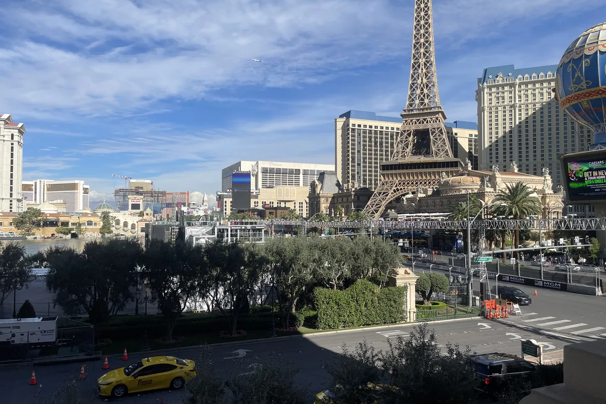 Bellagio exterior looking towards Paris Las Vegas